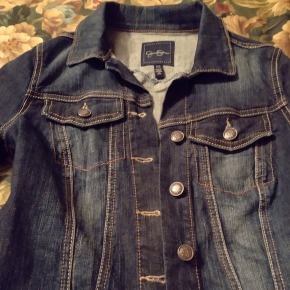 Jessica Simpson cropped jean jacket - Picture 2 of 7